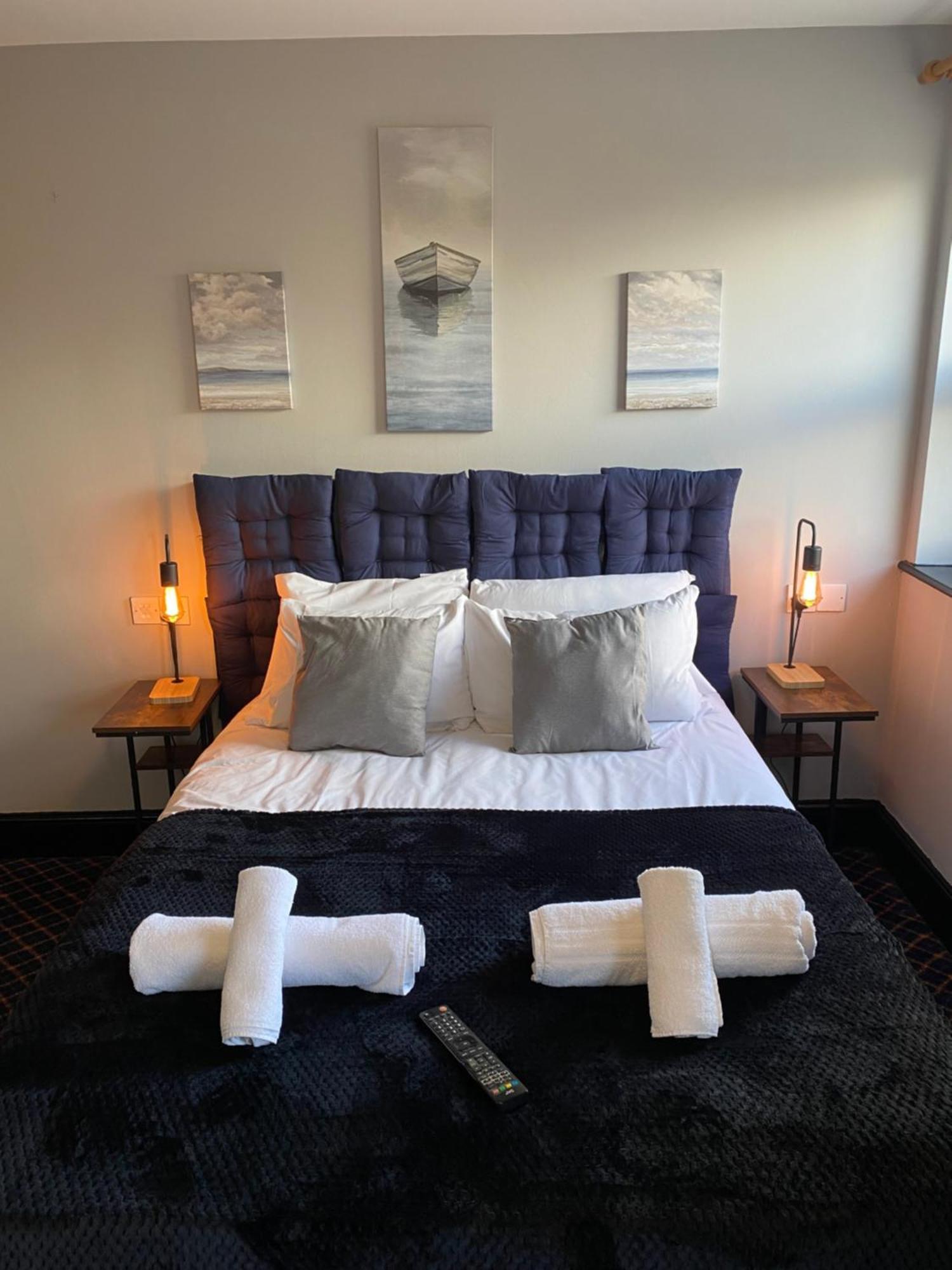Bay View Rooms At Mentone Hotel ウェストン・スパー・メア エクステリア 写真