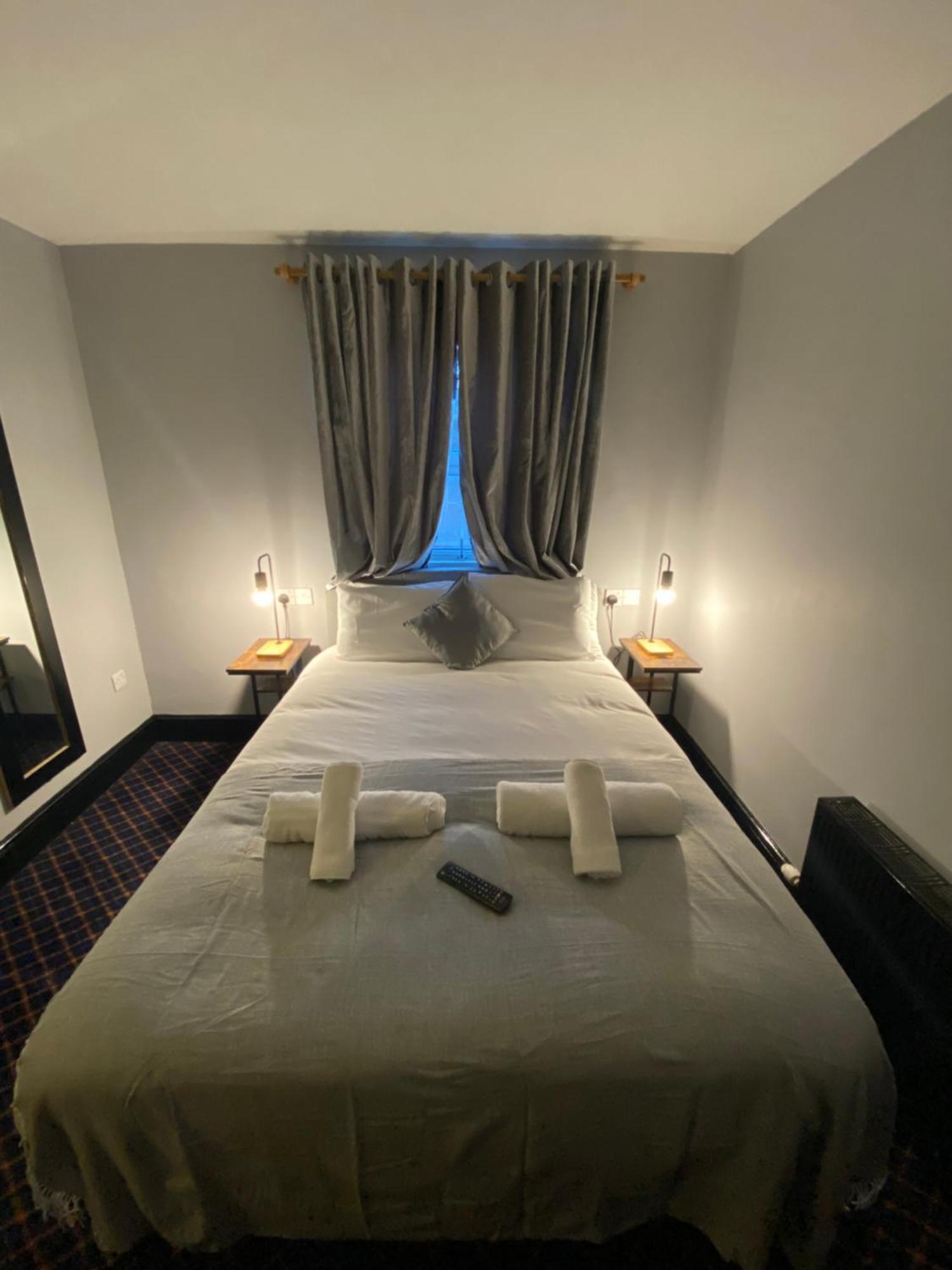 Bay View Rooms At Mentone Hotel ウェストン・スパー・メア エクステリア 写真