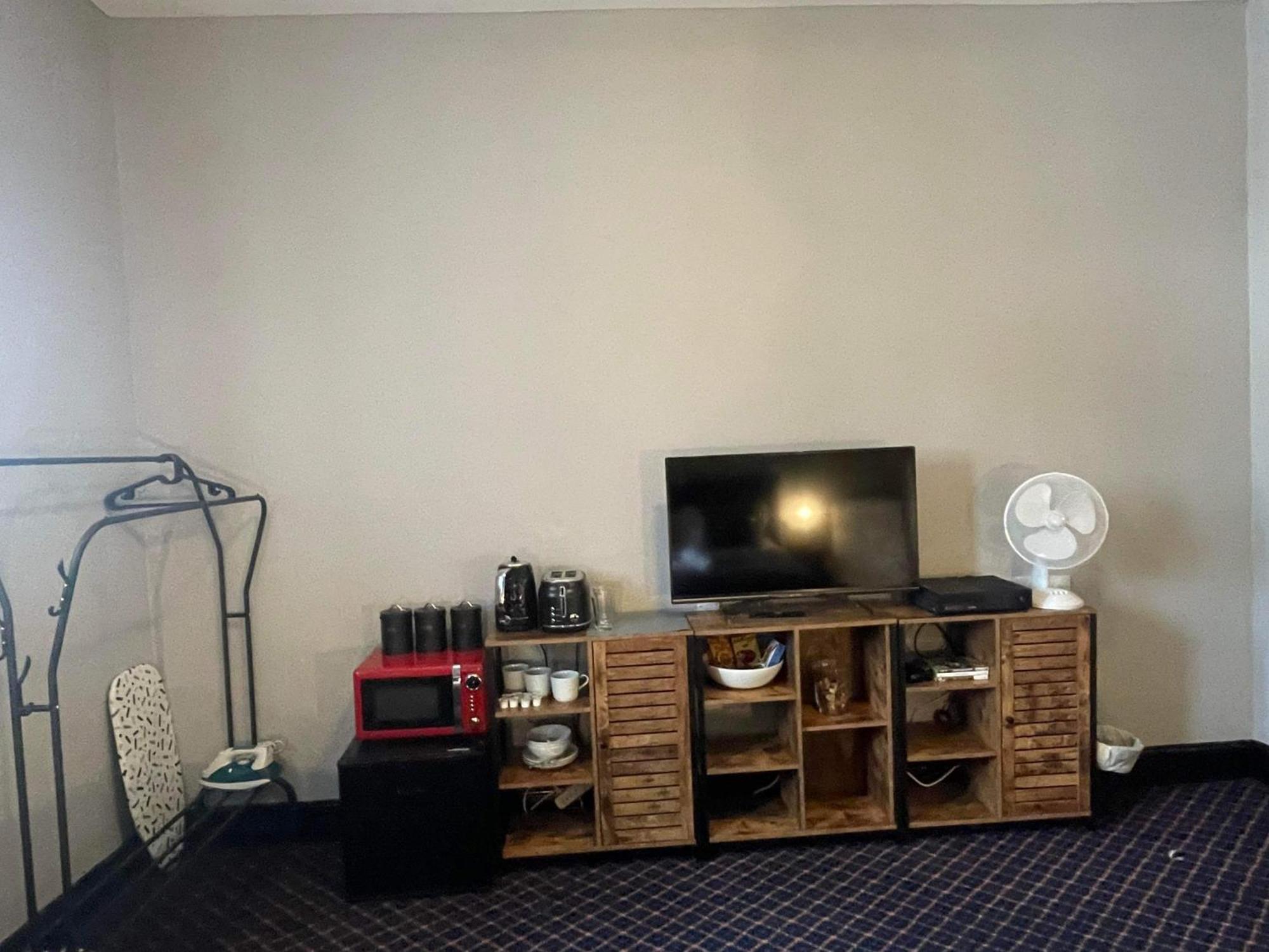 Bay View Rooms At Mentone Hotel ウェストン・スパー・メア エクステリア 写真