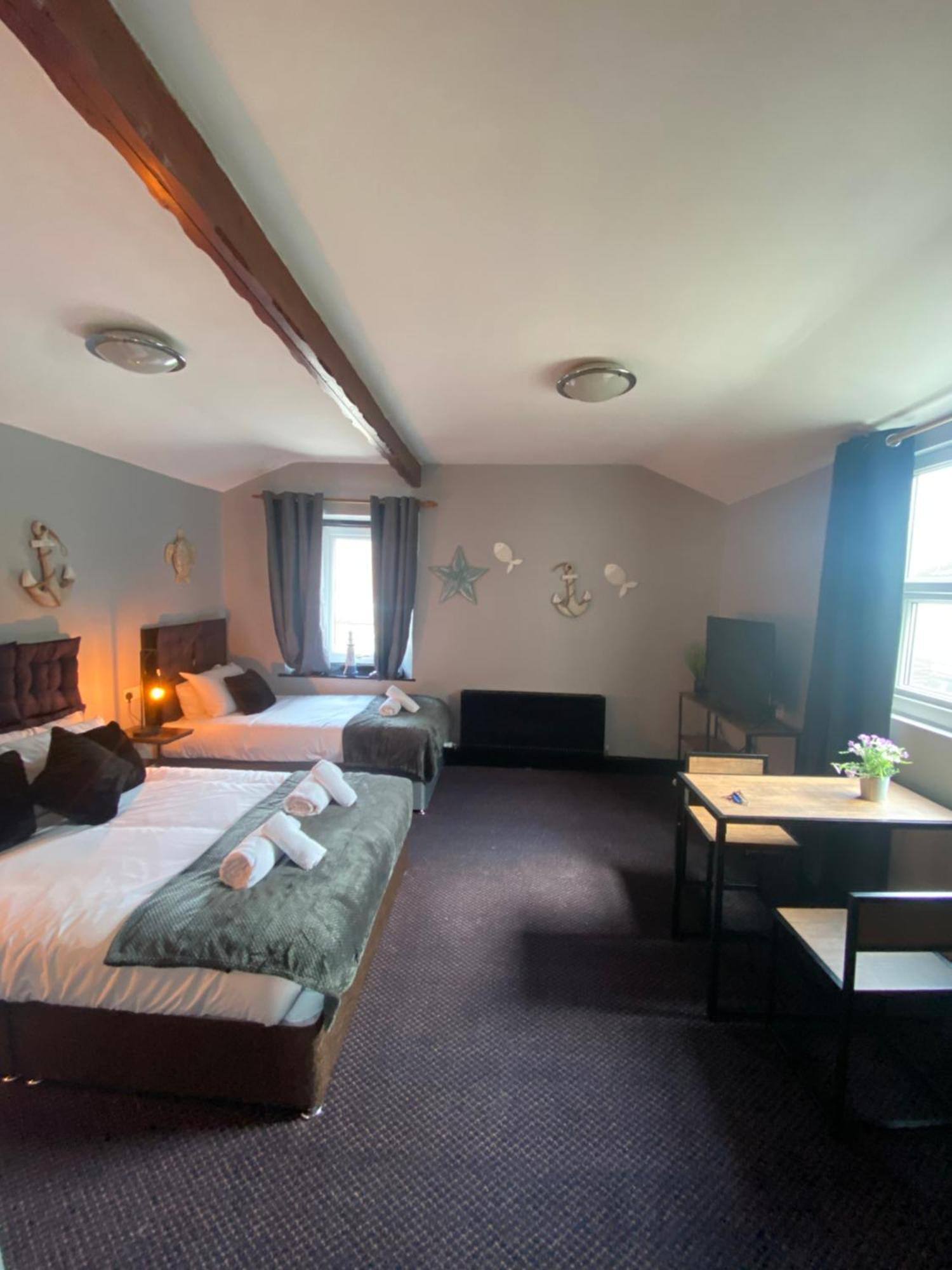 Bay View Rooms At Mentone Hotel ウェストン・スパー・メア エクステリア 写真