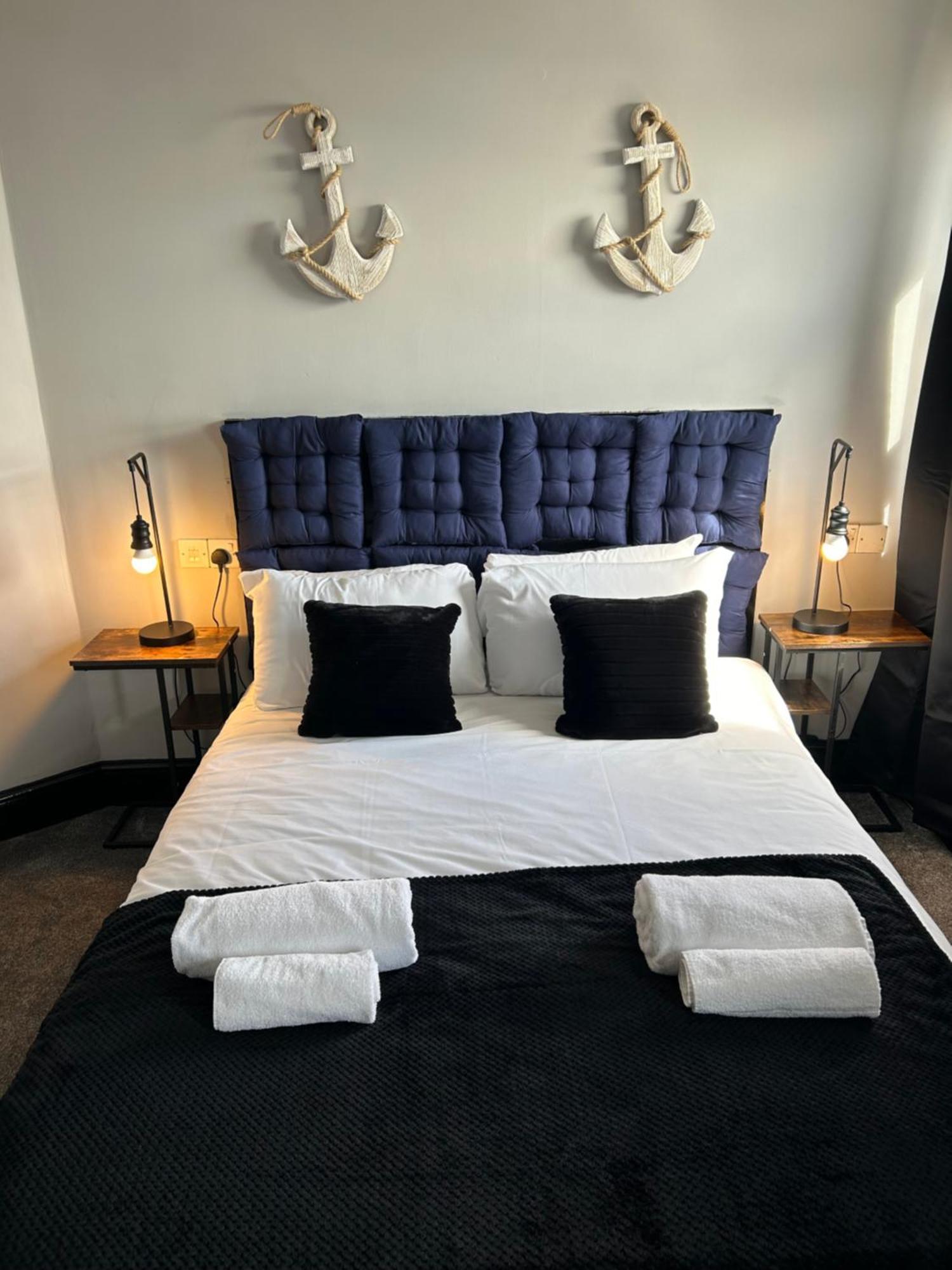 Bay View Rooms At Mentone Hotel ウェストン・スパー・メア エクステリア 写真