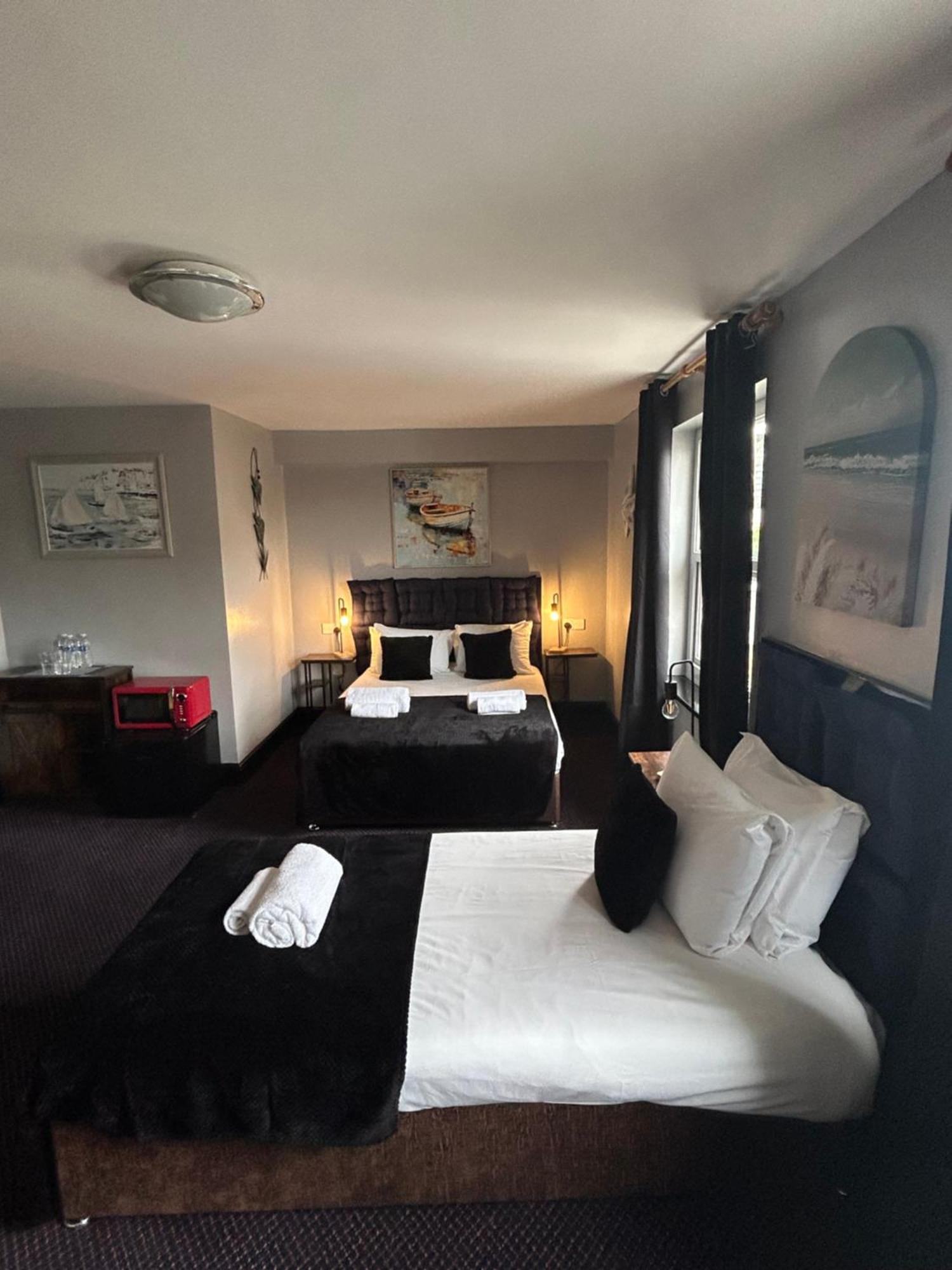 Bay View Rooms At Mentone Hotel ウェストン・スパー・メア エクステリア 写真